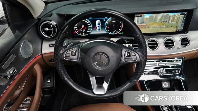 Mercedes-Benz E-Class W213 2018 Белый из Кореи, фото 4