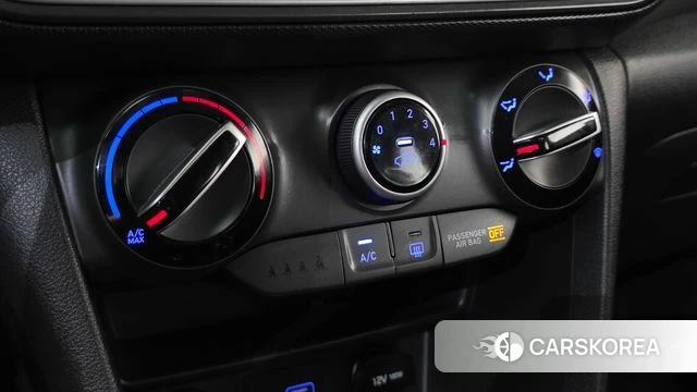 Hyundai Kona 2018 Белый из Кореи, фото 4