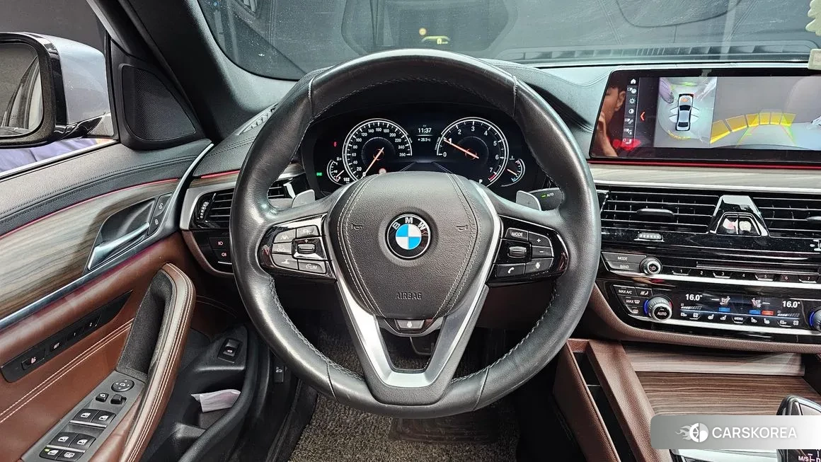 BMW 5 Series (G30) 2018 Серый из Кореи, фото 4