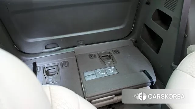 Kia Carnival 4th generation 2022 Белый из Кореи, фото 4