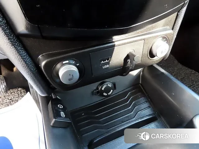 Ssangyong Tivoli Air 2018 Белый из Кореи, фото 4