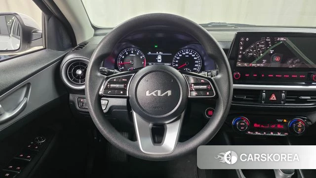 Kia The New K3 2nd generation 2022 Белый из Кореи, фото 4
