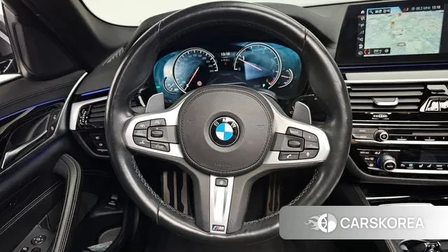 BMW 5 Series (G30) 2018 Черный из Кореи, фото 4