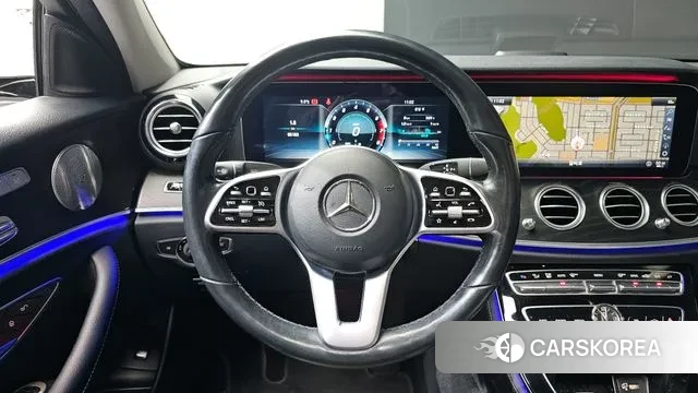 Mercedes-Benz E-Class W213 2018 Белый из Кореи, фото 4