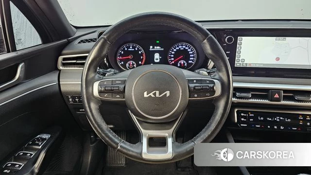 Kia K5 3rd generation 2023 Черный из Кореи, фото 4