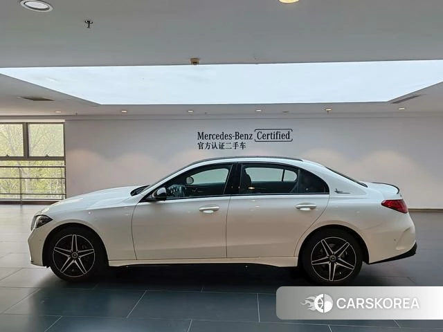 Mercedes-Benz Class C 2024 Белый из Китая, фото 4