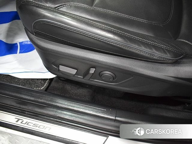 Hyundai Tucson (NX4) 2022 Белый из Кореи, фото 4