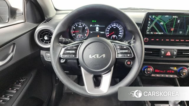 Kia The New K3 2nd generation 2022 Белый из Кореи, фото 4