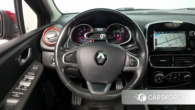Renault Korea (Samsung) Clio 2018 Красный из Кореи, фото 4