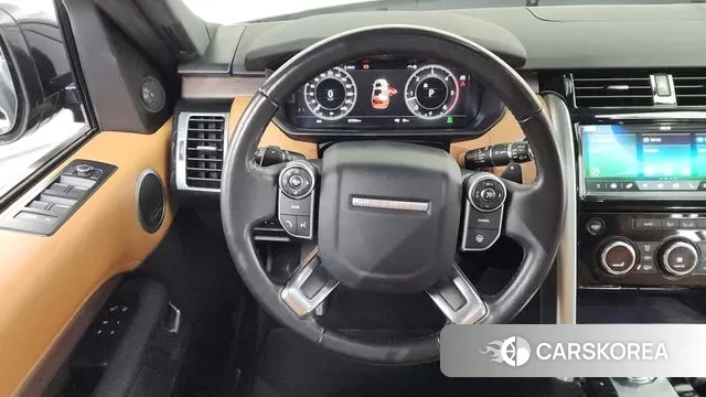 Land Rover Discovery 5 2018 Черный из Кореи, фото 4