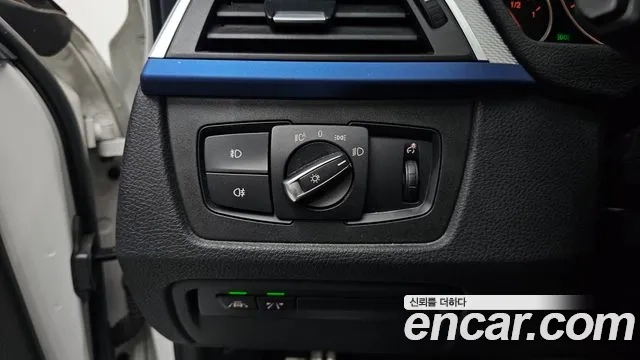 BMW 3 Series (F30) 2018 Белый из Кореи, фото 4