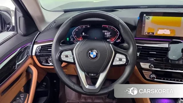 BMW 5 Series (G30) 2022 Черный из Кореи, фото 4