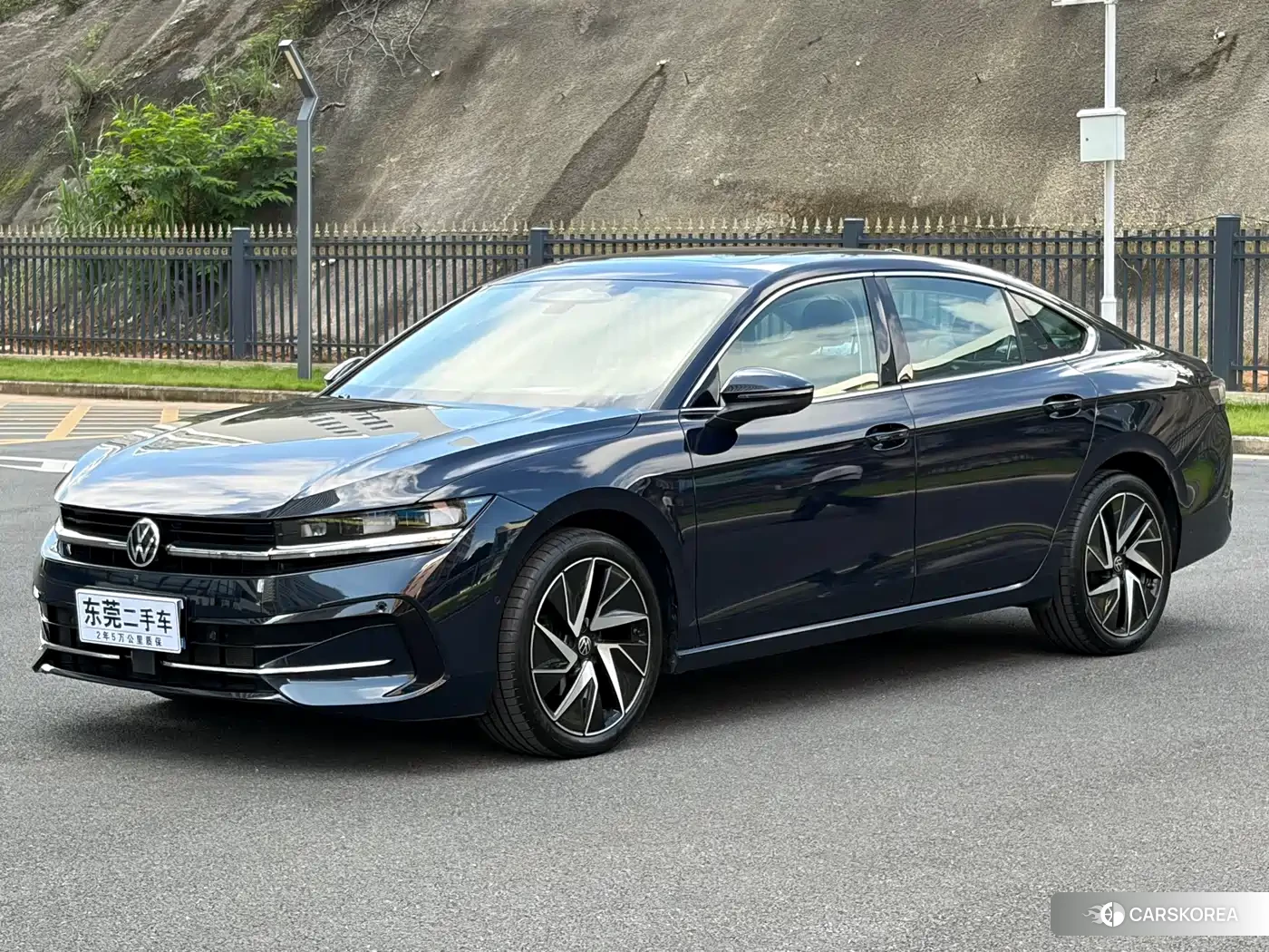 Volkswagen Magotan 2024 Синий из Китая, фото 4