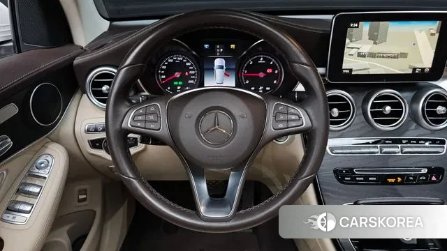 Mercedes-Benz GLC-Class X253 2018 Белый из Кореи, фото 4