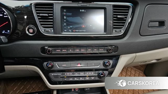 Kia The New Carnival 2019 Серый из Кореи, фото 4