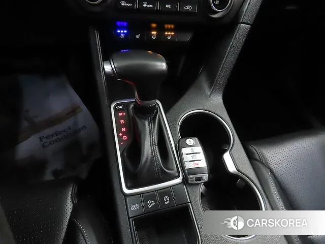 Kia Sportage The Bold 2018 Белый из Кореи, фото 4