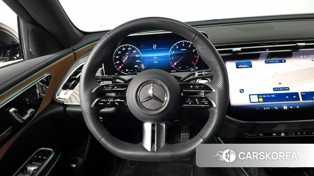 Mercedes-Benz E-Class W214 2025 Черный из Кореи, фото 4
