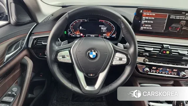 BMW 5 Series (G30) 2022 Черный из Кореи, фото 4