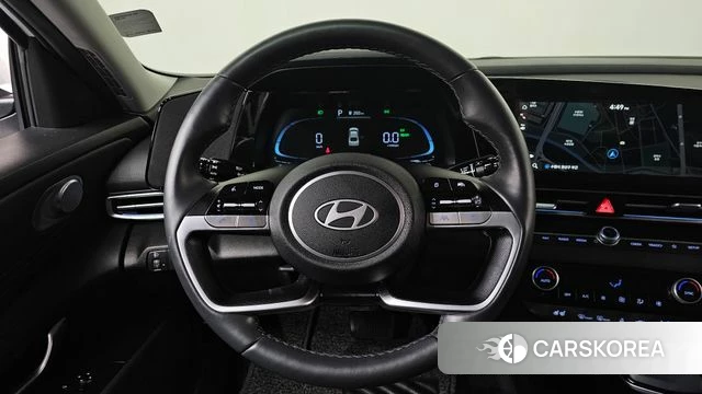 Hyundai The New Avante Hybrid (CN7) 2024 Белый из Кореи, фото 4