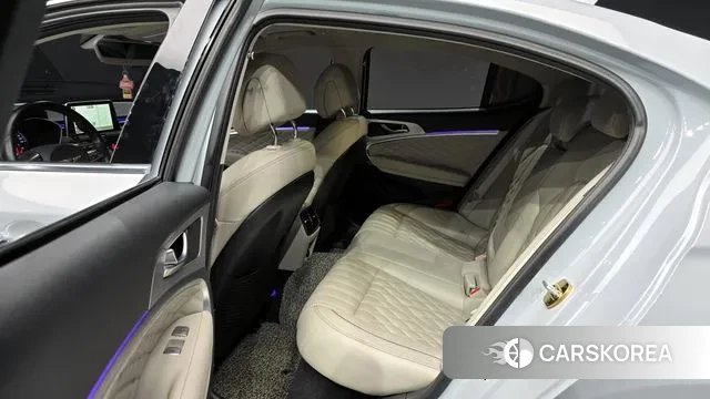 Genesis G70 2018 Серебристо-серый из Кореи, фото 4