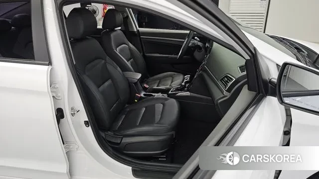 Hyundai Avante AD 2018 Белый из Кореи, фото 4