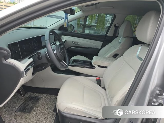 Hyundai The New Tucson (NX4) 2024 Серебристо-серый из Кореи, фото 4