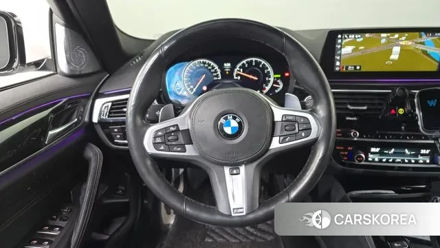 BMW 5 Series (G30) 2018 Белый из Кореи, фото 4