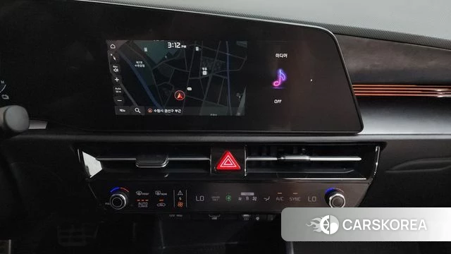 Kia Di Ol Nu Niro 2022 Белый из Кореи, фото 4