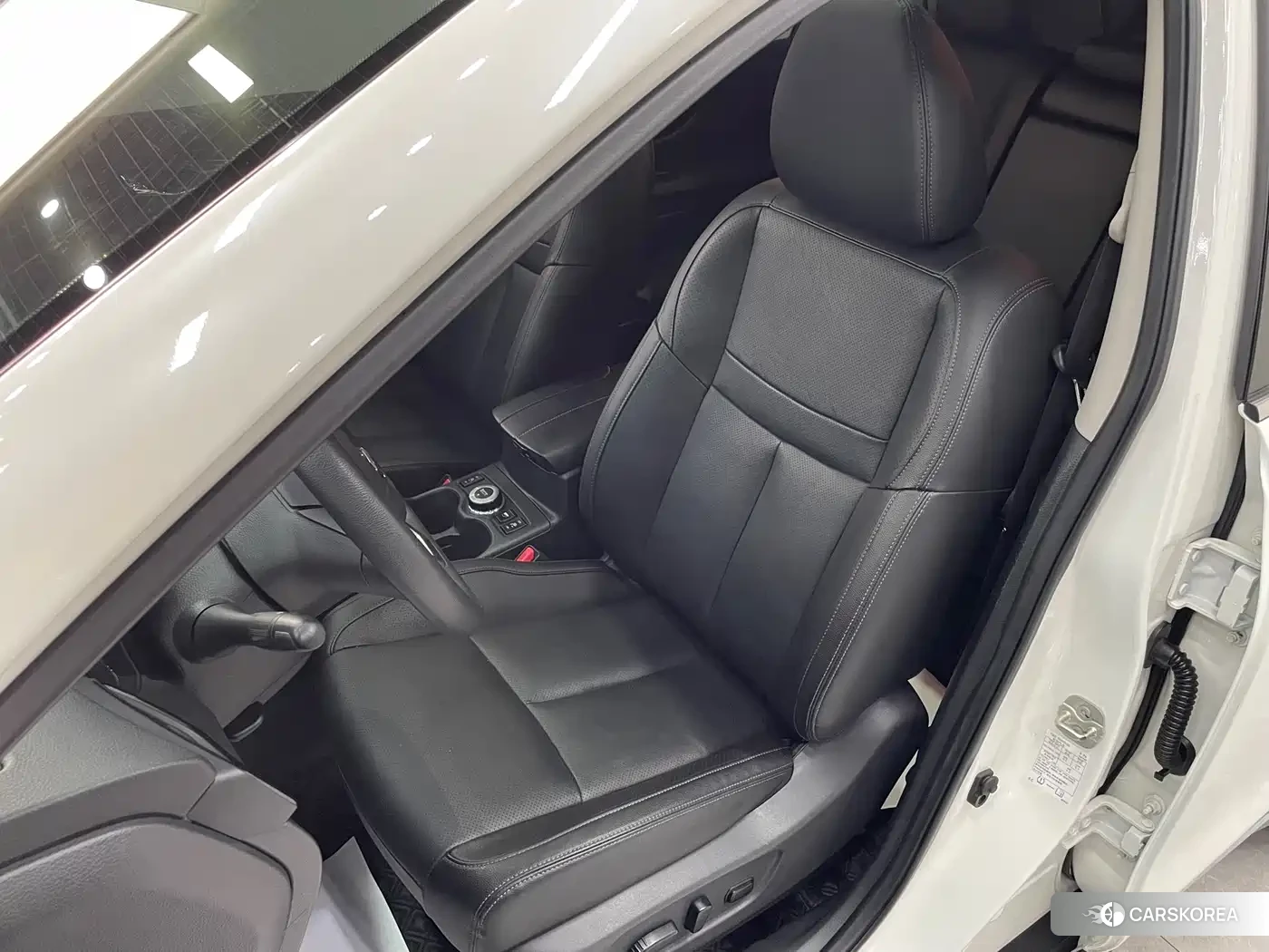 Nissan Qijun 2022 Белый из Китая, фото 4