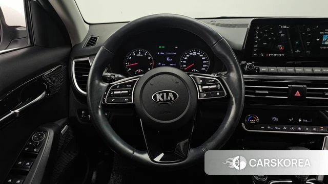 Kia Seltos 2019 Белый из Кореи, фото 4