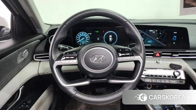 Hyundai Avante (CN7) 2021 Серебристо-серый из Кореи, фото 4