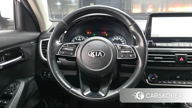 Kia Seltos 2021 Белый из Кореи, фото 4