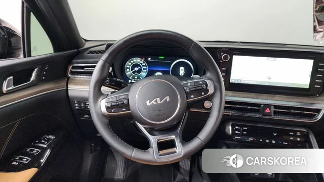 Kia K5 3rd generation 2023 Черный из Кореи, фото 4