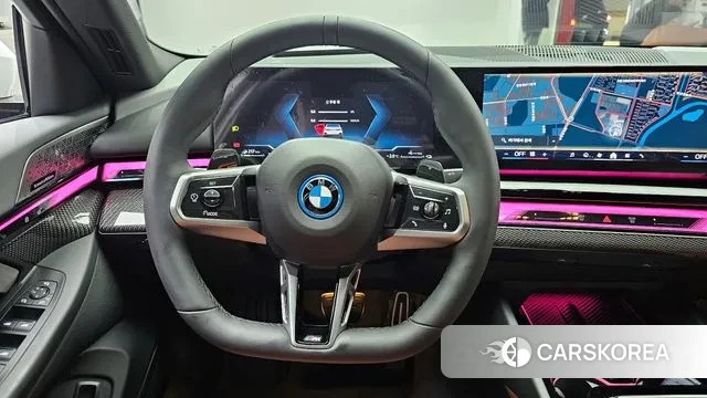 BMW 5 Series (G60) id 3502269 из Кореи 4