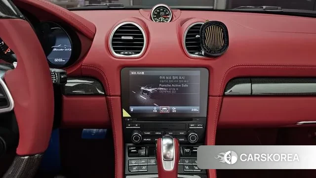 Porsche 718 Boxster 2023 Серебристо-серый из Кореи, фото 4