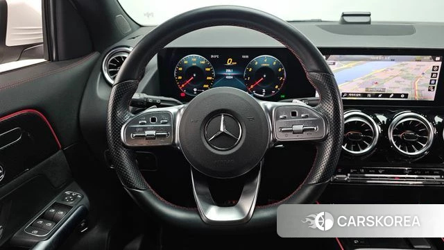 Mercedes-Benz GLA - Class H247 2023 Белый из Кореи, фото 4