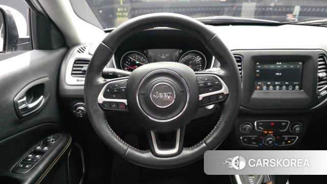 Jeep Compass 2nd Generation 2019 Белый из Кореи, фото 4