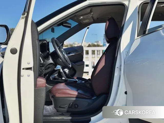 Kia Seltos 2021 Белый из Кореи, фото 4