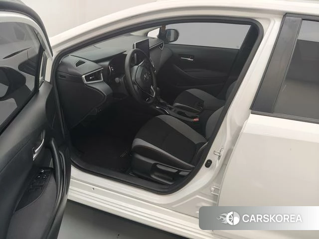 Toyota Corolla 2022 Белый из Китая, фото 4
