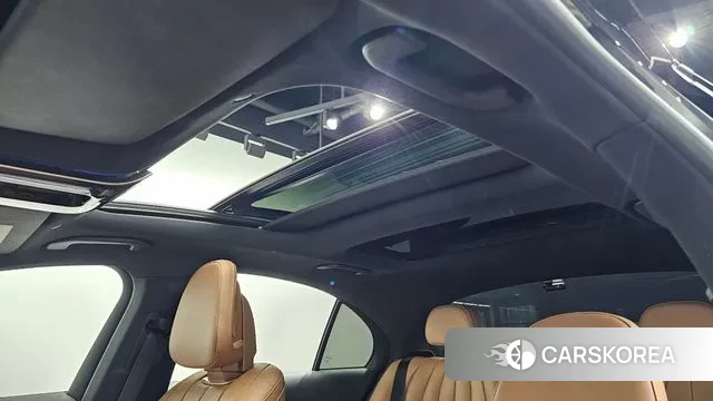 Mercedes-Benz E-Class W214 2024 Черный из Кореи, фото 4