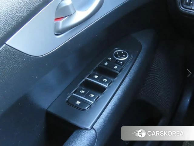 Kia The New K3 2nd generation 2021 Белый из Кореи, фото 4