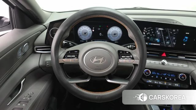 Hyundai The New Avante (CN7) 2024 Белый из Кореи, фото 4