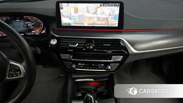 BMW 5 Series (G30) 2023 Черный из Кореи, фото 4