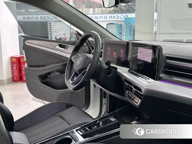Volkswagen Lingdu 2024 Белый из Китая, фото 4