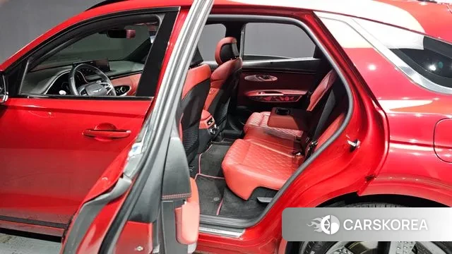 Genesis GV70 2022 Красный из Кореи, фото 4