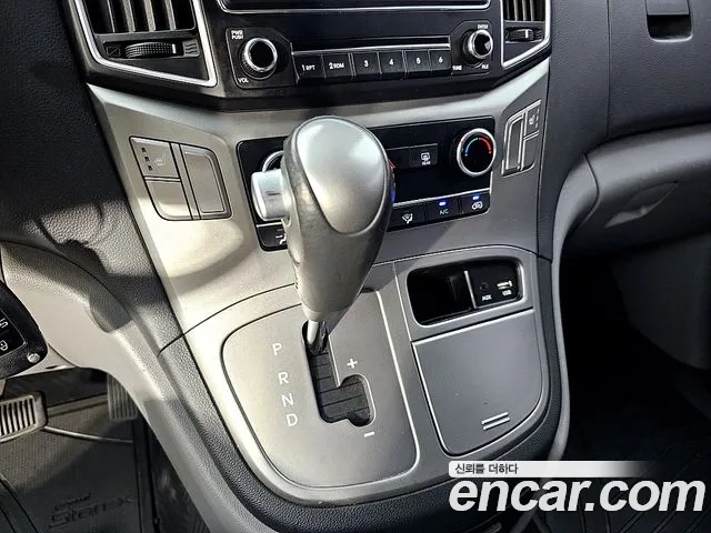 Hyundai The New Grand Starex 2019 Серебристо-серый из Кореи, фото 4