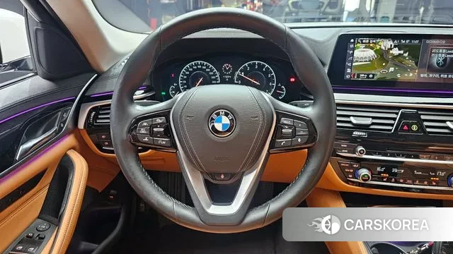 BMW 5 Series (G30) 2019 Белый из Кореи, фото 4