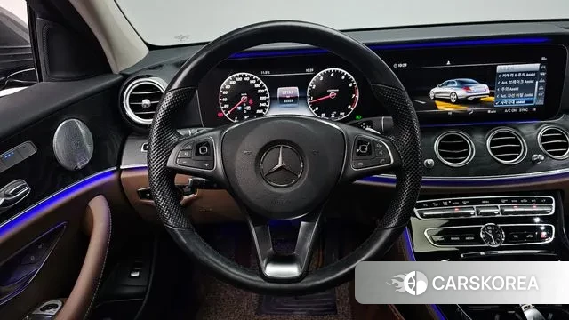 Mercedes-Benz E-Class W213 2018 Серый из Кореи, фото 4