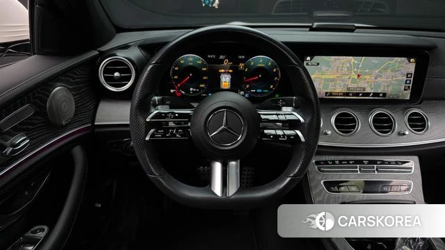 Mercedes-Benz E-Class W213 2022 Белый из Кореи, фото 4