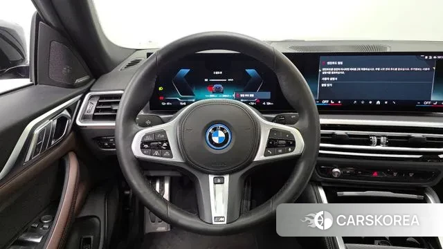 BMW i4 2024 Черный из Кореи, фото 4